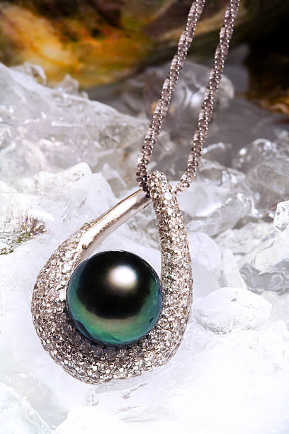 Tahitian Pearl Pendant Necklace